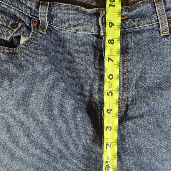 Vintage Levi's Straight Leg 505 Size 14 (32x27) Mid Rise Straight Leg Blue Jeans - Picture 4 of 5